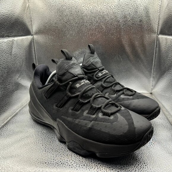 Size 11 Nike Lebron 13 Low Blackout Reflective Mens Athletic Sneakers 831925-001